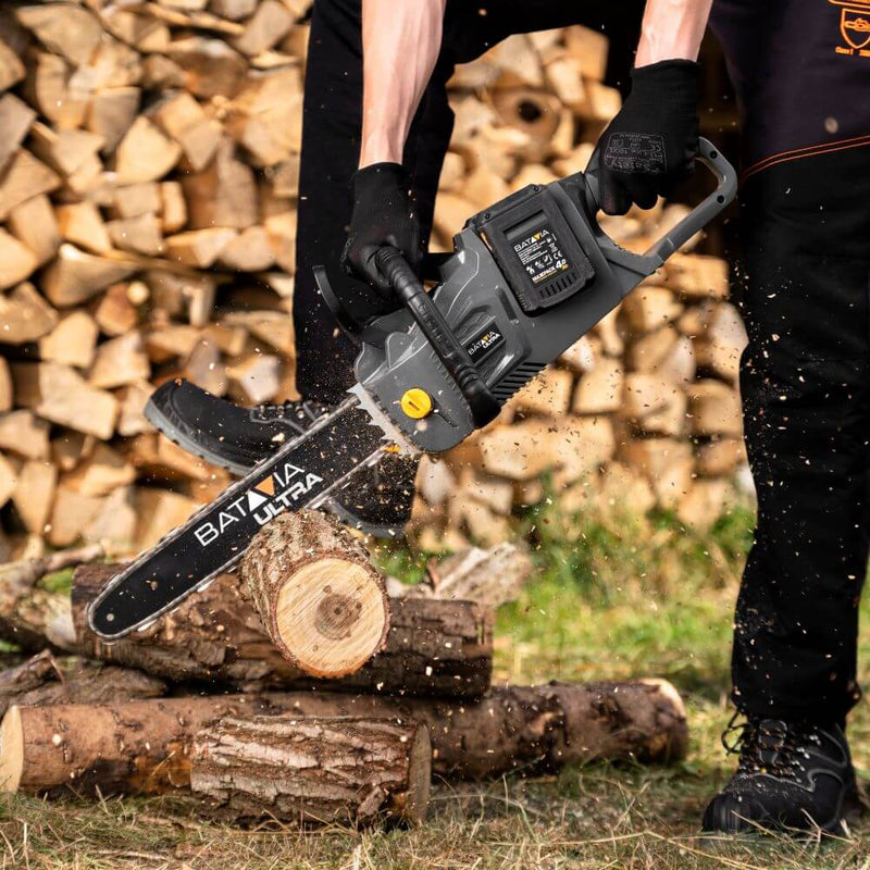 Load image into Gallery viewer, Cordless Chainsaw Brushless 36V 460mm
